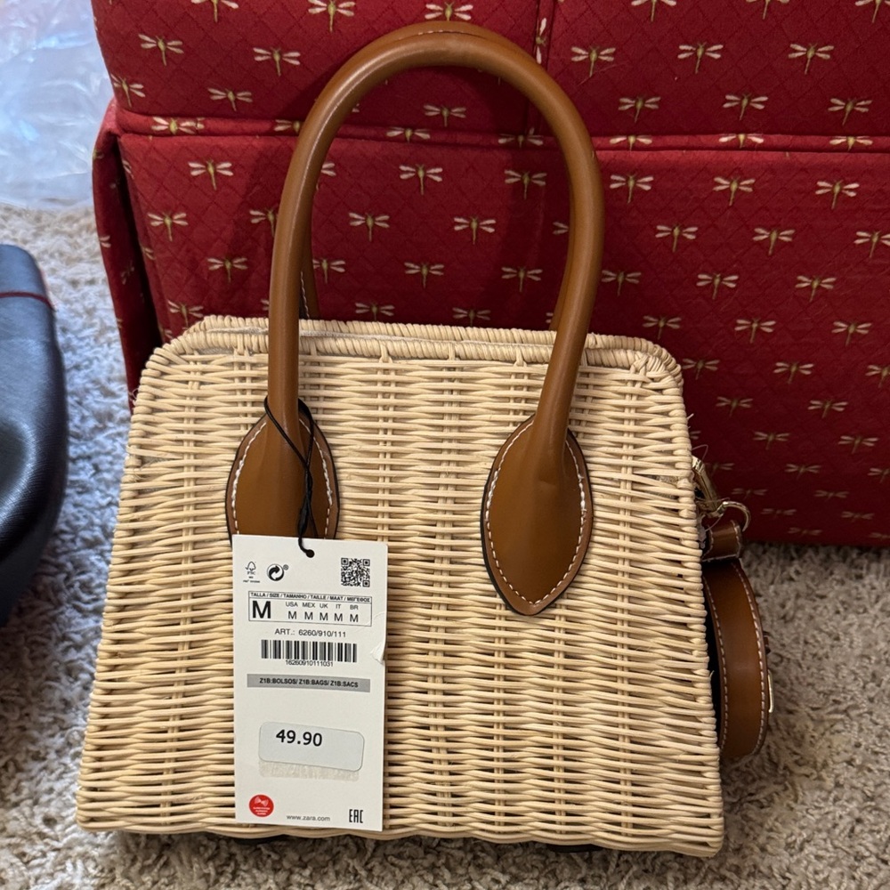 NWT: Zara Elegant Tan and Cream Woven Handbag